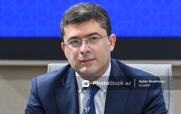 Əhməd İsmayılov: "Media əməkdaşları ədəbi dil normalarına əməl etməlidirlər"