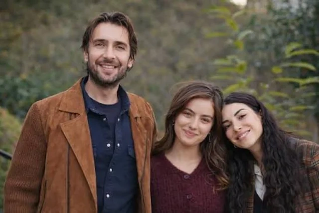Türkiyənin məşhur "Taşacak bu deniz" serialının "Esme"si boşanır - FOTO