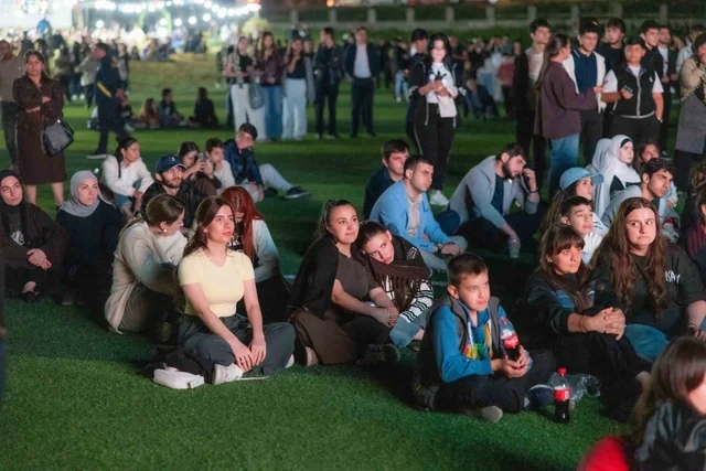 "Tağıyev: Neft" filmi Daşkəsəndə nümayiş olundu - FOTO