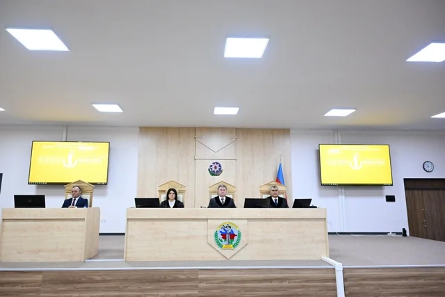 Ermənistan vətəndaşlarının şikayətləri üzrə apellyasiya məhkəməsində hakimlər kollegiyası müşavirəyə gedib - FOTO