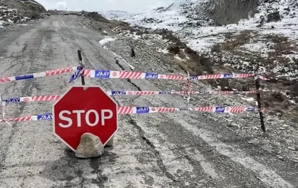 Dəmirçi-Lahıc avtomobil yolu bağlanıb: Son vəziyyət necədir? - VİDEO