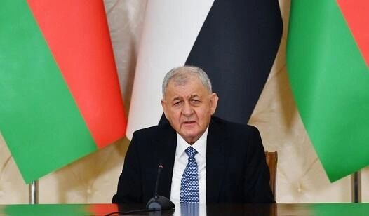 Prezident namizədliyini geri götürdü