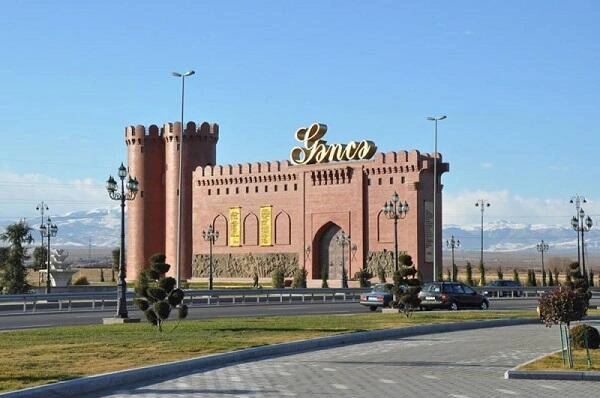 16 yaşlı yeniyetmənin meyiti tapıldı - Foto