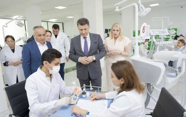 Rektor Gəray Gəraybəyli 2025–2026-cı tədris ilinin yay imtahan sessiyasının gedişi ilə tanış olub - FOTO - VİDEO