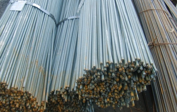 Metallurgiya sənayesi və hazır metal məmulatlarının istehsalında azalma qeydə alınıb