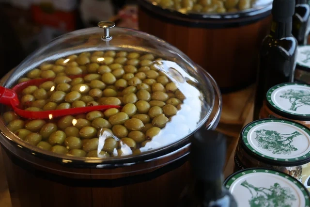 Bakıda Zeytun Festivalı başlayıb - Foto