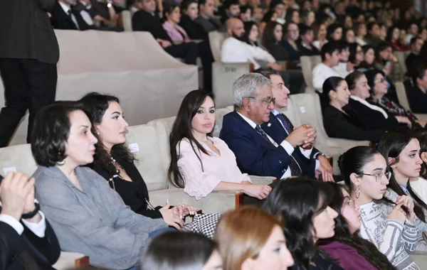 Heydər Əliyev Sarayında "Yalnız mədəniyyət" adlı musiqili tamaşa nümayiş olunub