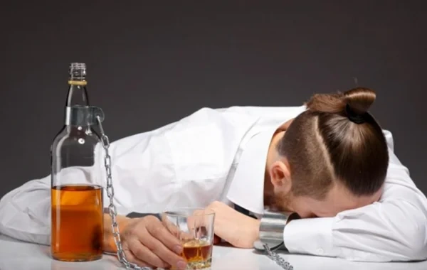 Alkoqol asılılığının əlamətləri bilindi