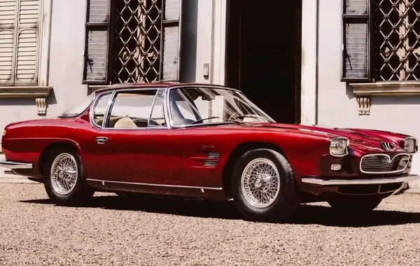 Səudiyyə kralına hədiyyə edilən nadir "Maserati"nin orijinallığı təsdiqlənib - Foto