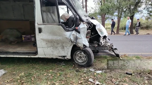 Qaxda baş verən ağır qəzanın detalları: Xəsarət alanlar var - Foto