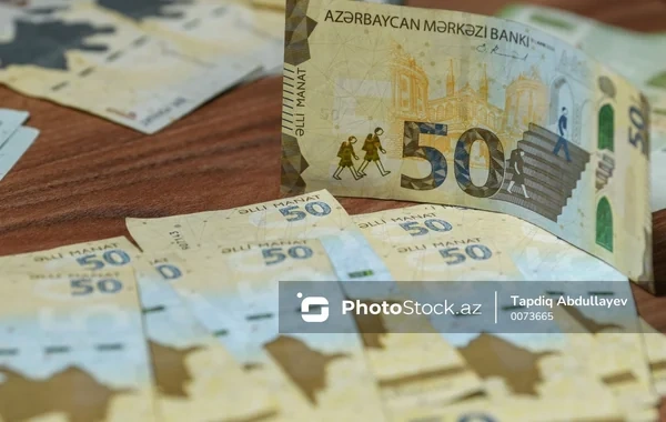 Azərbaycana gətirilən malların dəyəri manatla bəyan ediləcək