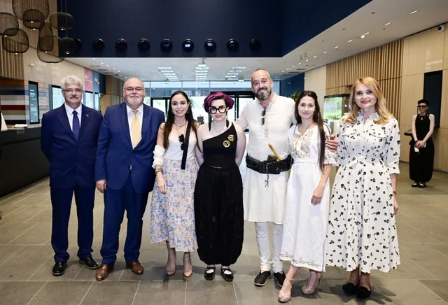 Leyla Əliyeva Budapeştdə "Azərbaycan xalçaları – ənənədən müasir incəsənətə" sərgisinin təqdimatında iştirak edib - FOTO