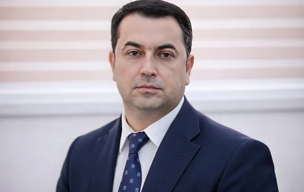 Şəhid ailələrinin problemini həll etmədiyi üçün işdən çıxarılan Rəşad Əhmədəliyevin yerinə TƏYİNAT
