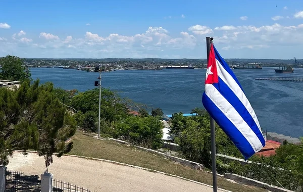 ABŞ şirkəti Kubaya böyük həcmdə yanacaq göndərəcək