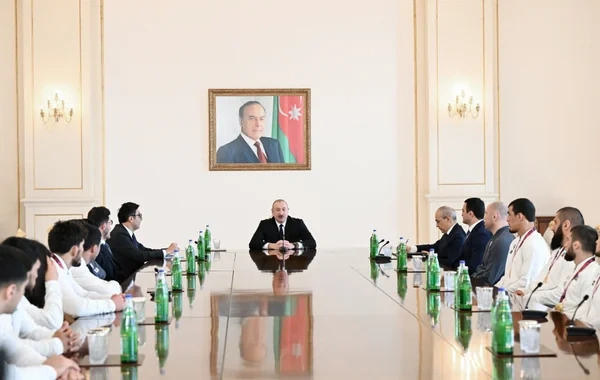 İlham Əliyev Avropa çempionatında komanda hesabında çempion olan güləşçiləri qəbul edib - FOTO