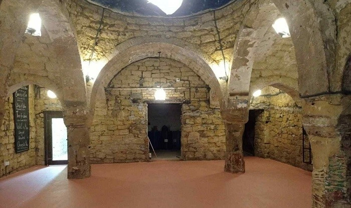 Bakıda bu unikal tarixi irs məhv edilir - Qurumlar susur