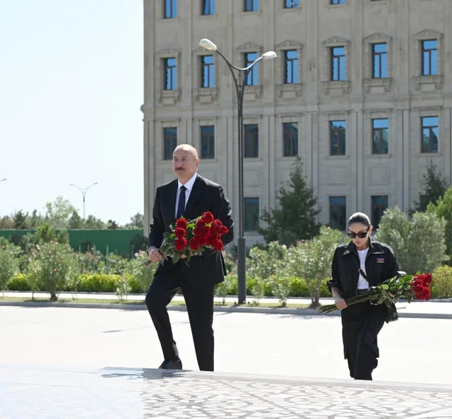 Prezident İlham Əliyev Hərbi Dəniz Qüvvələrində olub - FOTO