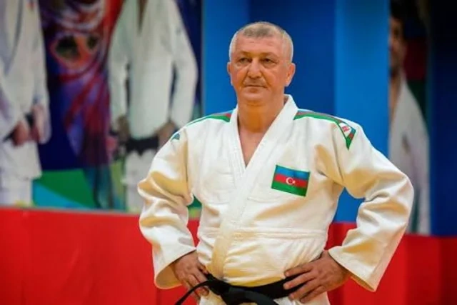 Ad günündə çempion olan ilk azərbaycanlı: "Dostuma dedim ki, ilk sən başlayırsan, uduzsan "yanacaqsan"