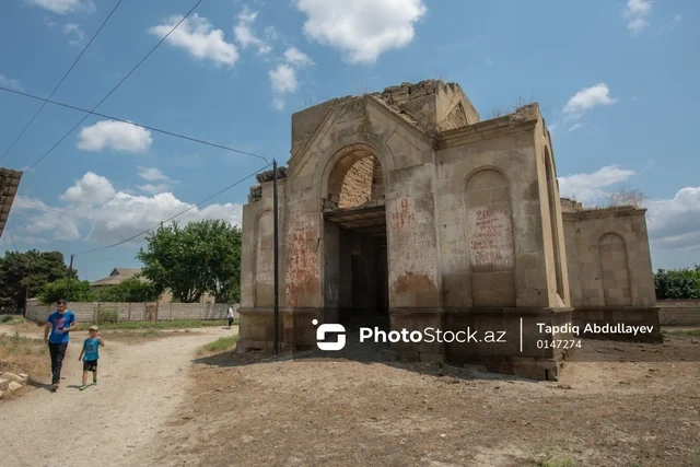Neftçalada yerləşən qədim xristian məbədi: Tarixi abidənin bugünkü mənzərəsi - FOTOREPORTAJ