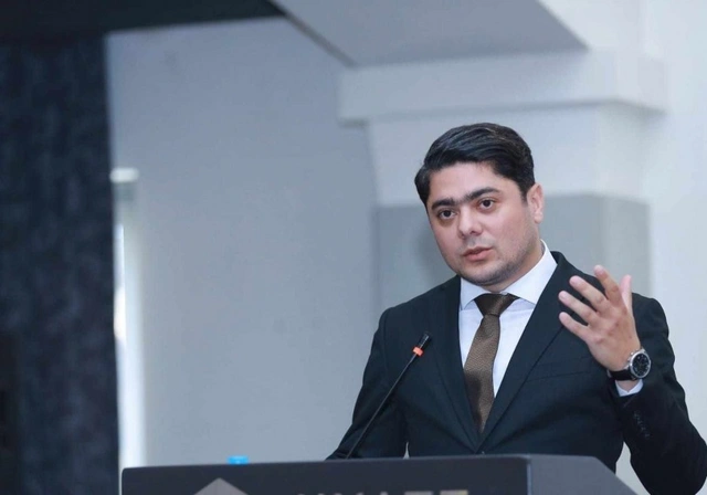 Sosial şəbəkələrdə etiraz dalğası: Klinikalarda nələr baş verir?