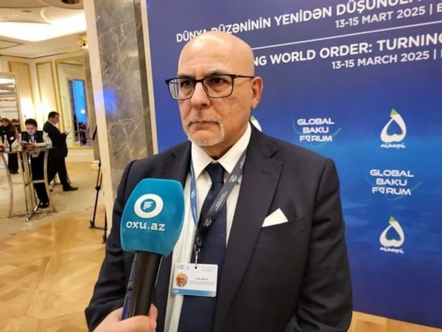İtaliyalı politoloq: "Sülhün əhəmiyyəti ikitərəfli münasibətlərdən daha geniş məna daşıyır" - FOTO