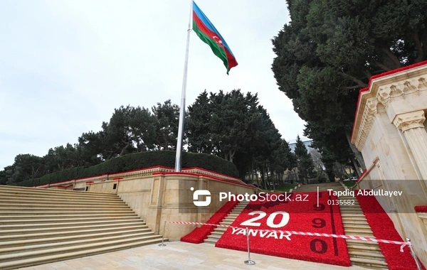 Samir Şərifov və Şahin Mustafayev 20 Yanvar şəhidlərinin xatirəsini anıblar
