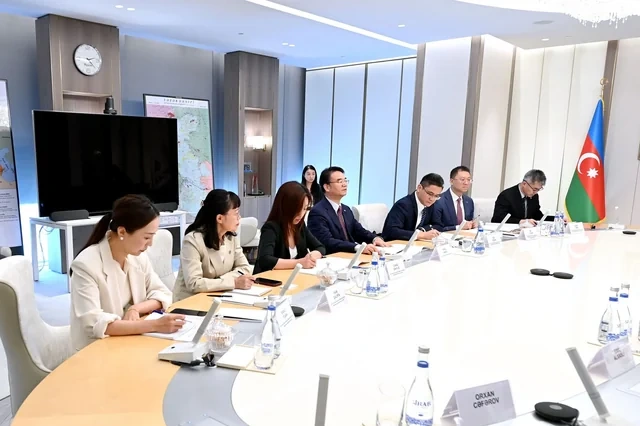 SOCAR Çin İxrac-İdxal Bankı ilə emal sənayesində əməkdaşlığı müzakirə edib - FOTO