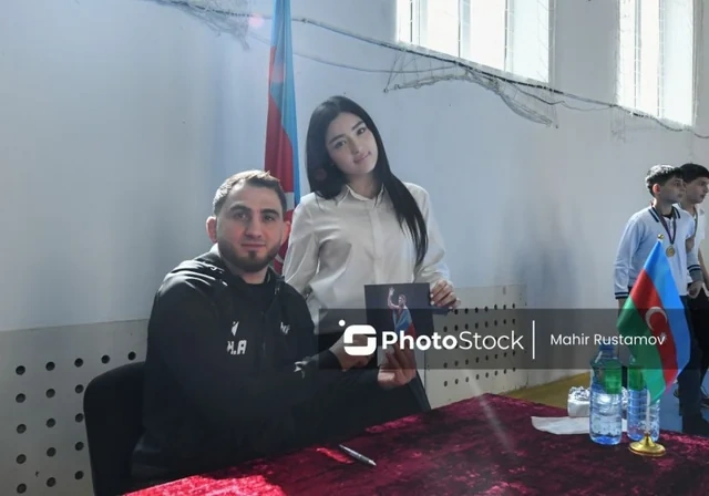 "Uğura gedən yol uğursuzluqdan başlayır": Üçqat dünya çempionundan gənclərə tövsiyələr