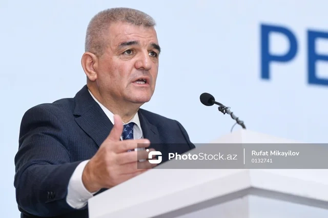 Deputat parlamentdə "Turan Tovuz"la bağlı qalmaqaldan danışdı