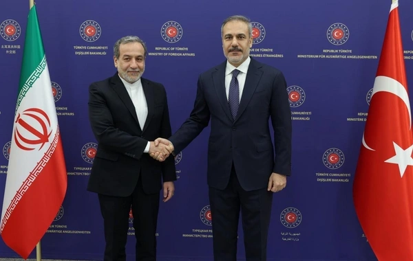 Hakan Fidan və Abbas Əraqçı İranın nüvə proqramını müzakirə ediblər