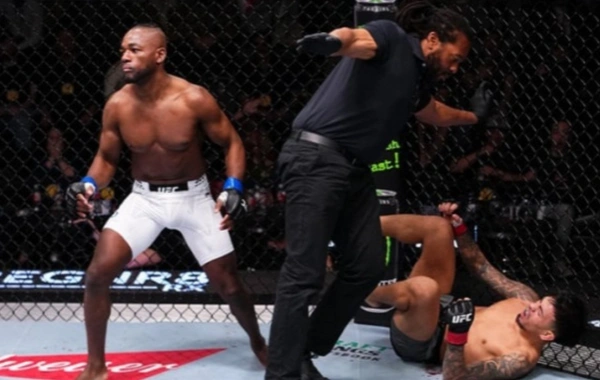 2025-ci ilin son UFC turnirinin əsas döyüşü keçirilib