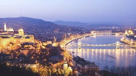 Dunayda suyun səviyyəsi kəskin azaldı