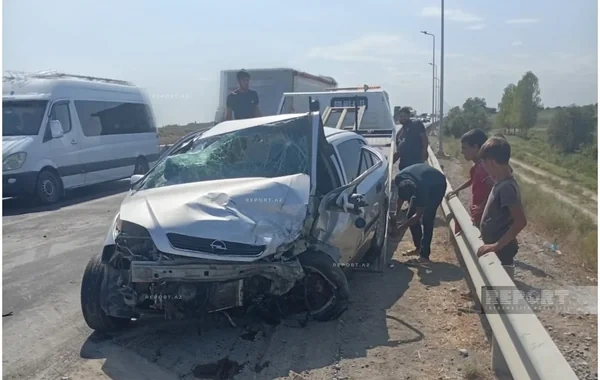 Sabirabadda iki avtomobil toqquşub: Xəsarət alanlar var - FOTO - VİDEO