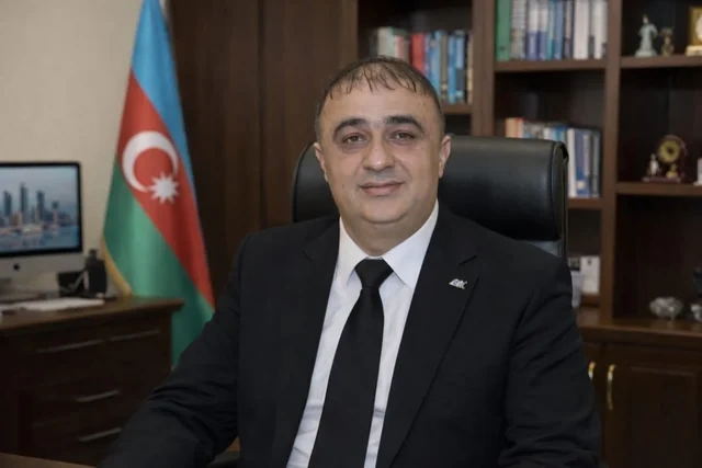 Onlayn alış-veriş yerli mağazaları sıradan çıxarır?