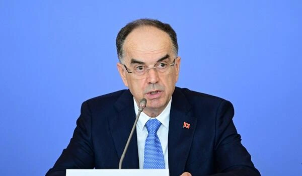 Bayram Beqay Azərbaycana gəlir