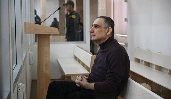 İrəvan Vardanyana görə üçüncü ölkəyə müraciət etdi