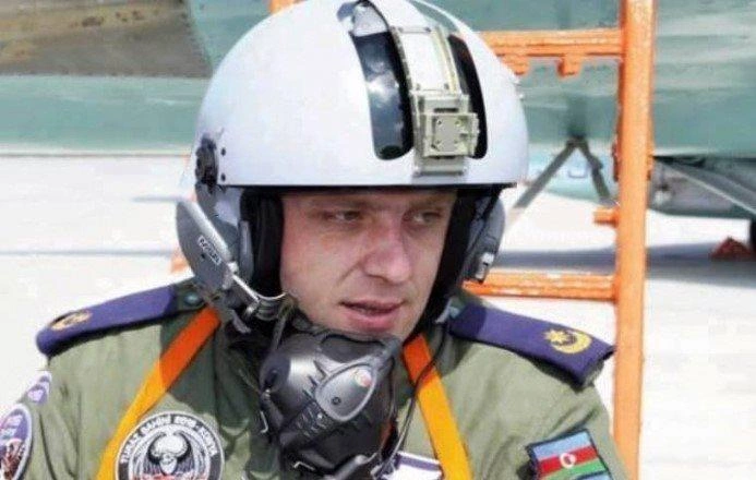 Prezident şəhid pilotu ordenlə təltif etdi
