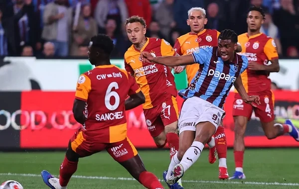 Türkiyə Superliqası: "Qalatasaray" Trabzon səfərində büdrədi - VİDEO