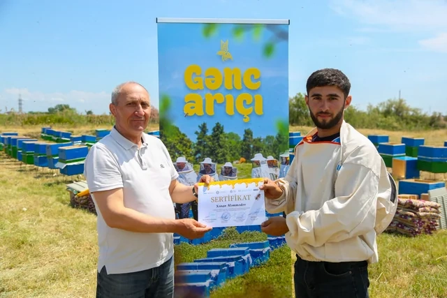 "Gənc arıçı" layihəsi Yevlaxda uğurla yekunlaşıb - FOTO
