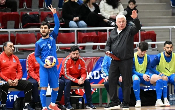 Yevgeni Kukseviç Azərbaycanda iki vəzifəsini itirdi
