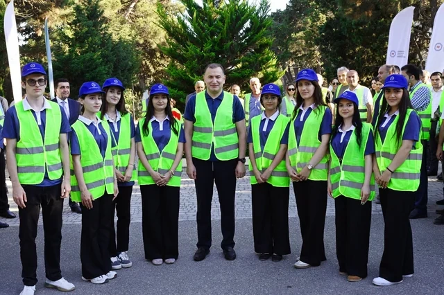 "Abşeron" sağlamlıq və istirahət mərkəzinin ərazisində abadlıq və yaşıllığın qorunması aksiyası keçirilib - FOTO