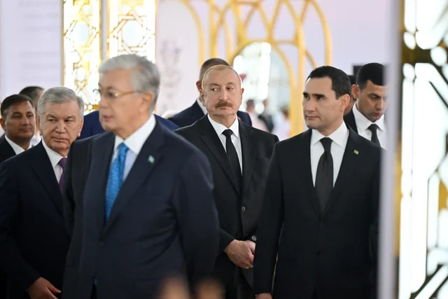 Prezident İlham Əliyev MDB Ölkələrinin Milli Kulinariya Festivalı ilə tanış olub, rəsmi qəbulda iştirak edib - Foto