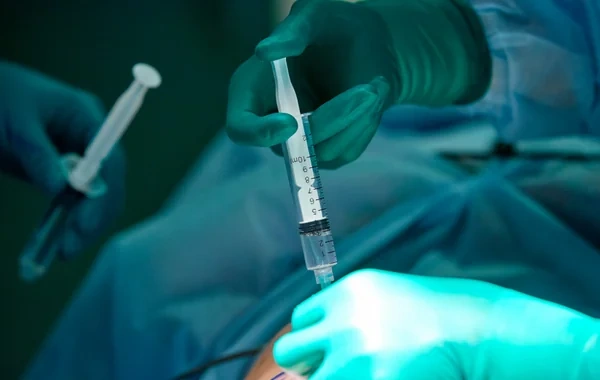 Əməliyyata hazırlaşanlara TÖVSİYƏ: Tatu, pirsinq və dırnaq boyası problem yarada bilər