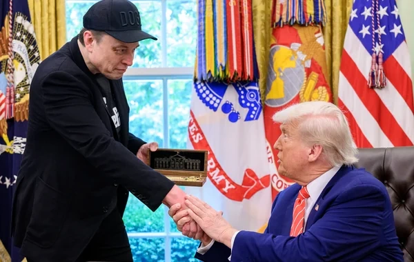 Donald Tramp və İlon Maskı barışdıran SƏBƏB