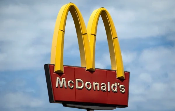 "McDonald's" müştəri haqqında 515 səhifəlik dosye hazırlayıb
