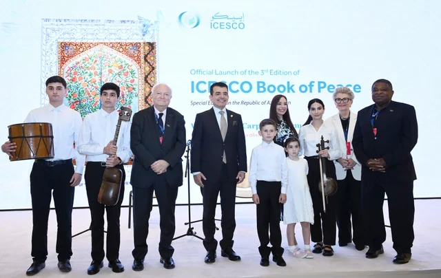 Bakıda ICESCO-nun "Sülh kitabı"nın Azərbaycana həsr edilən III nəşrinin təqdimatı olub - Foto