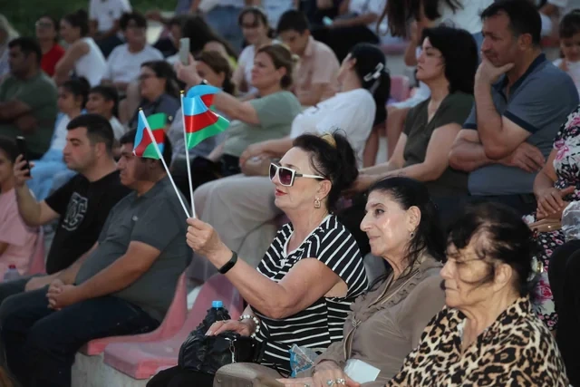 Xətai rayonunda Beynəlxalq Azərbaycan Muğamı və Musiqisi Günü münasibətilə konsert təşkil olunub