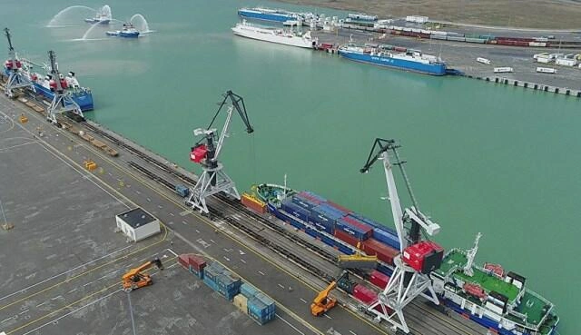 Azərbaycan 24 milyardlıq ticarət əməliyyatı apardı