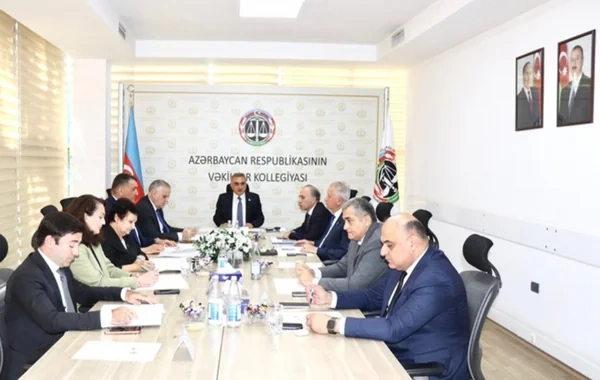Bir vəkil kollegiyadan çıxarıldı