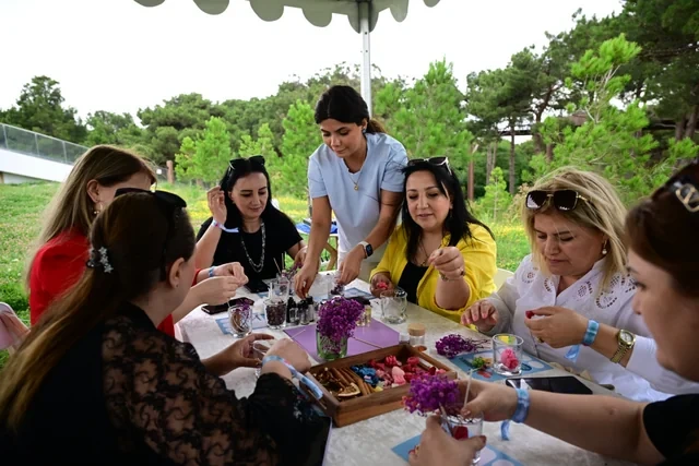 Leyla Əliyeva və Alyona Əliyeva Xeyirxahlıq Festivalında iştirak ediblər - FOTO